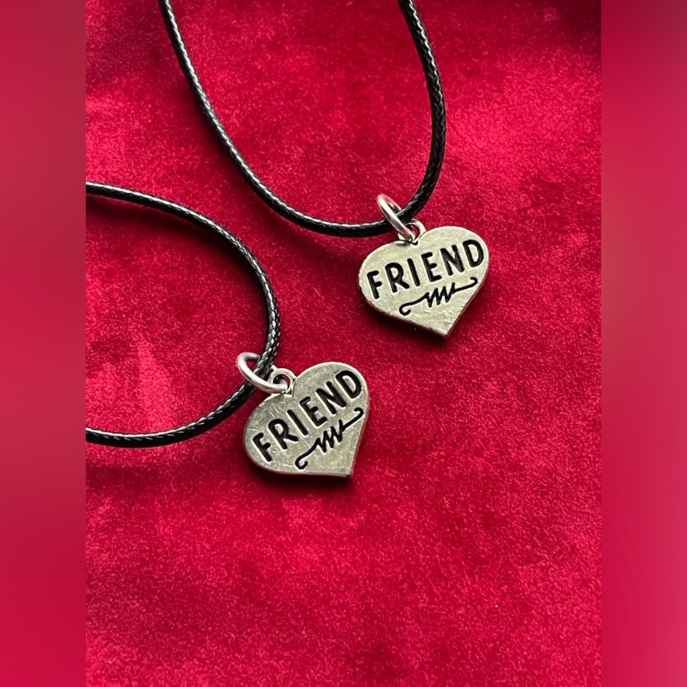 Closet clean up 2 friends  pendant necklaces